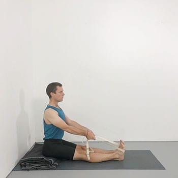 Learning Iyengar Yoga For Beginners Online