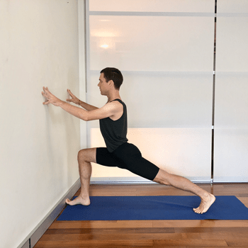 virabhadrasana 1