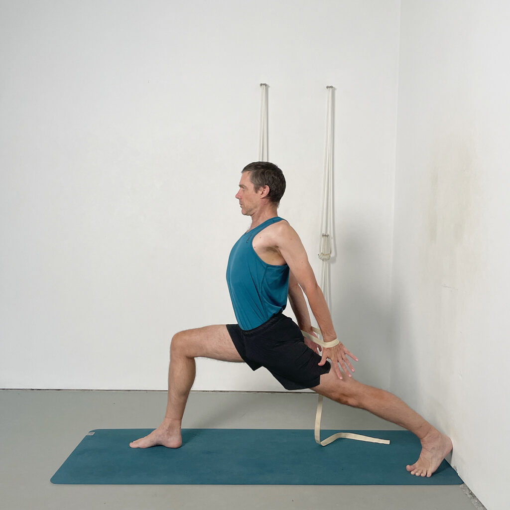 viabhadrasana variation for improving posture