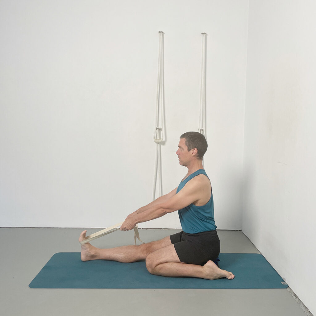 Triang Mukhaikapada Paschimottanasana