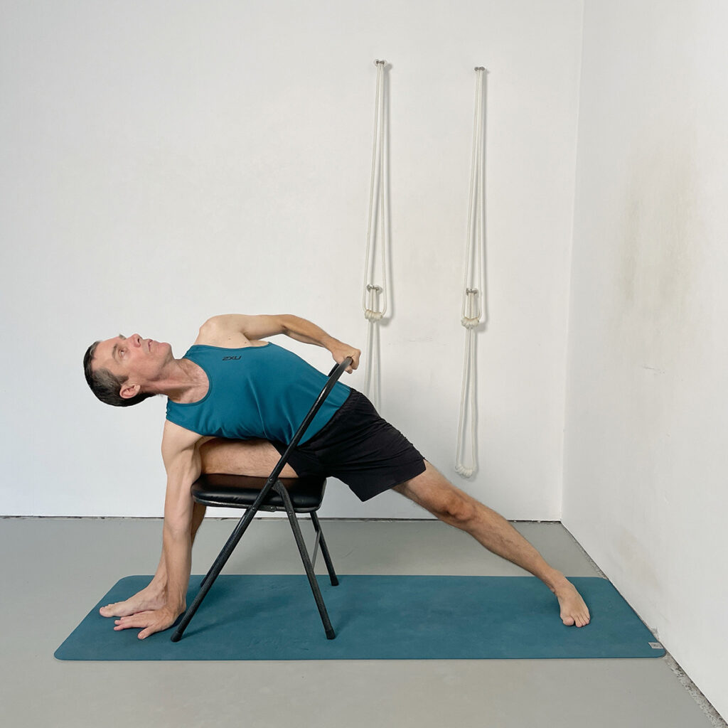 parsvakonasana with chair support