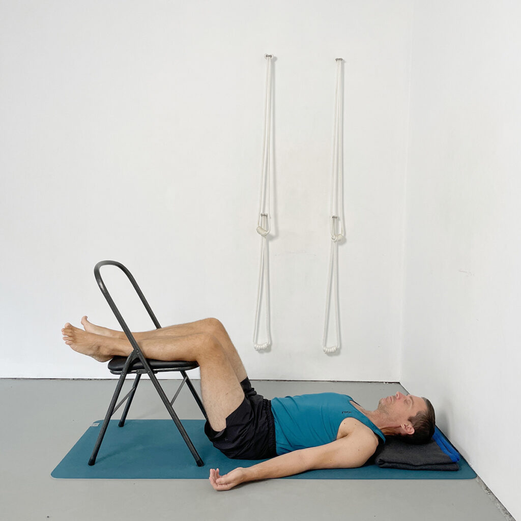 savasana for sciatic pain