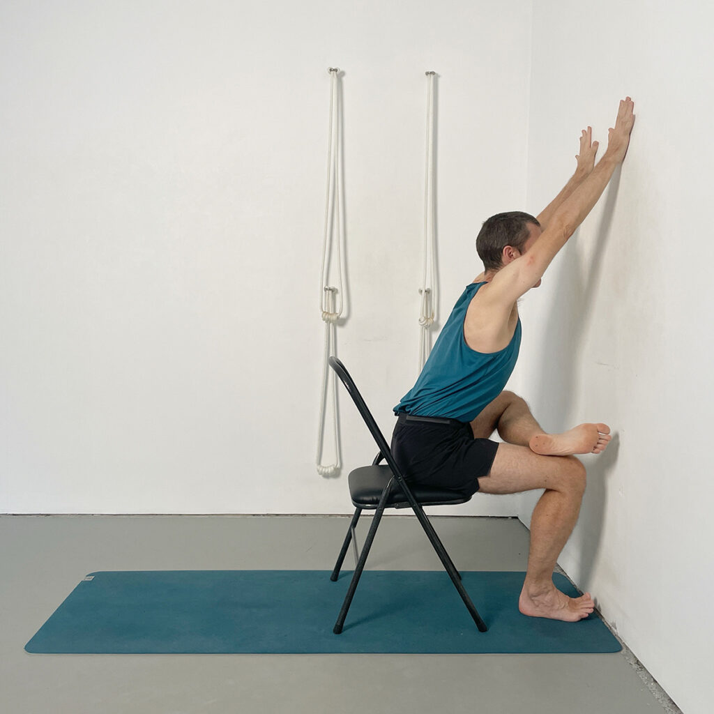 yoga for glutes and hips